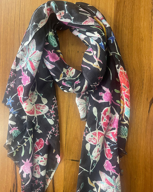 GARDEN BLACK